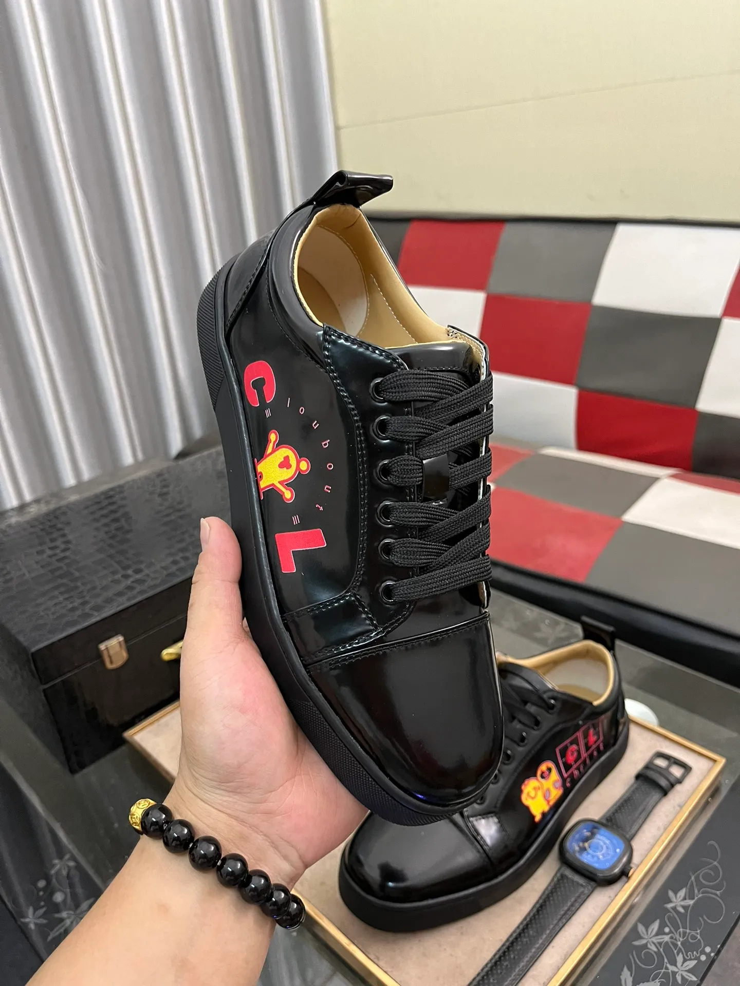 Men's men's shoes💰458⌚️⌚️christian louboutin (CL red sole shoes) counter hot diamond series, casual sneakers📢 📢 📢 Exclusive hot style release🎈🎈💪Movable latex feet👻Finished outsole line [Deyi] Global supply😝 [Top version]: Original imported cowhide upper, top original leather lining, original open-molded TPU outsole, original 1:1 detail processing, original shoe last, large number of ready-made code numbers: 38-44